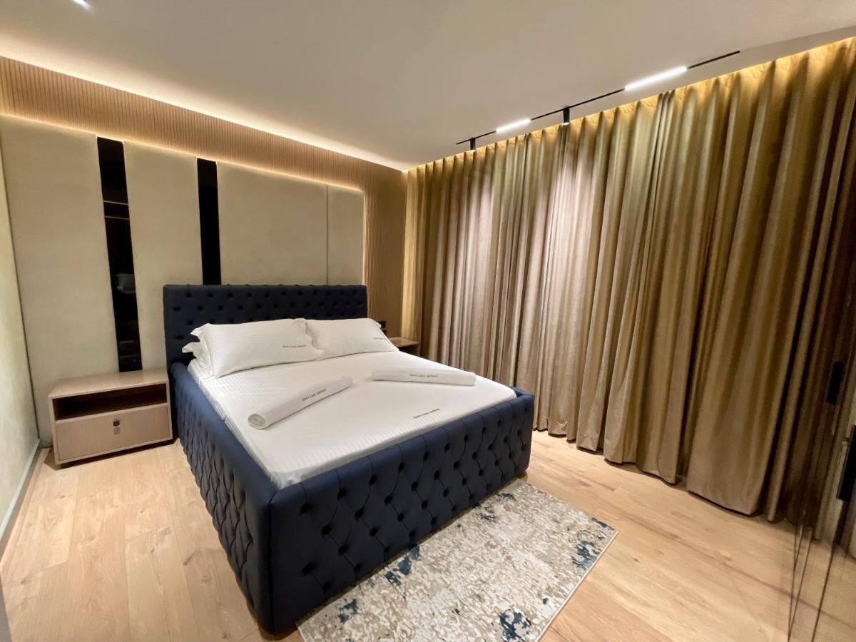 Queens Luxury Apartments Тирана Екстер'єр фото